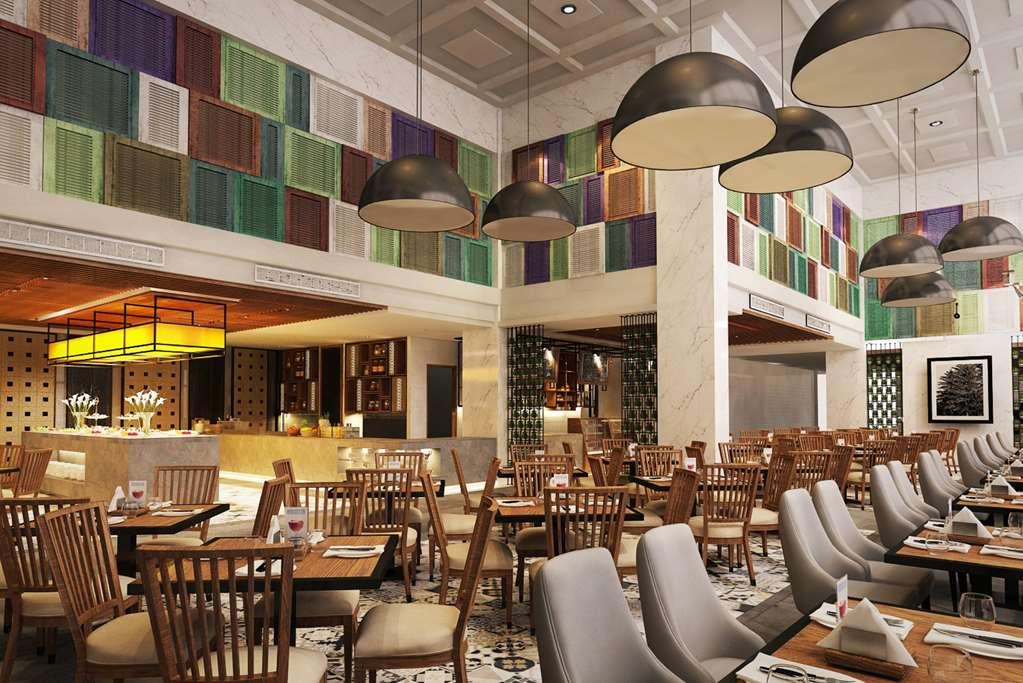 Melia Bandung Dago Hotel Restaurant photo